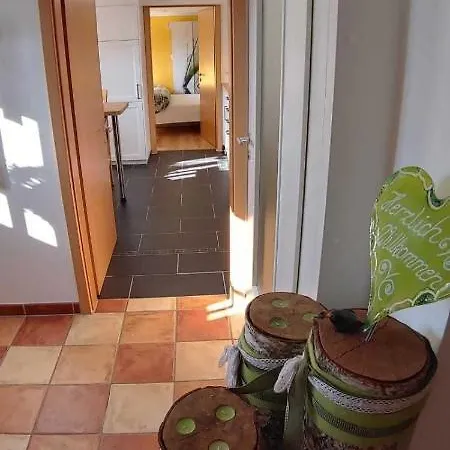 Apartment Chic Blick