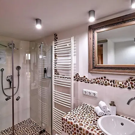 Apartment Chic Blick